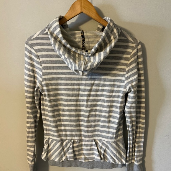 Anthropologie Saturday Sunday Size Small Striped Zip Up Ruffle Hoodie - Picture 6 of 10